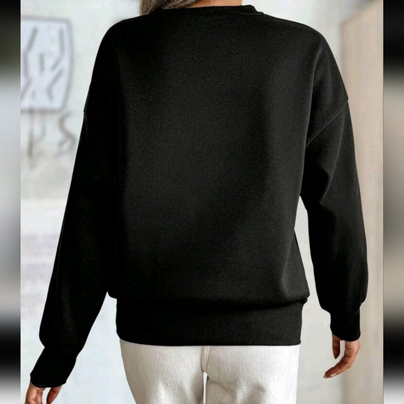 Women Autumn Solid Color 3D Floral Decor Crew Neck Long Sleeve Casual Sweatshirt - Picture 2 of 4